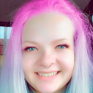 Meet your Posher, Katelyn